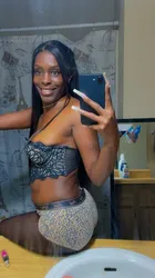 Escorts Visalia, California Madam_4U