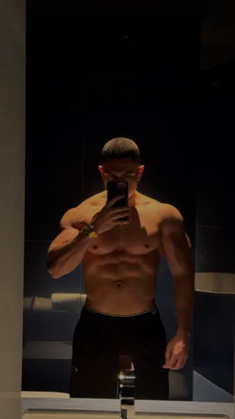 Escorts Sydney, Australia Justin_p