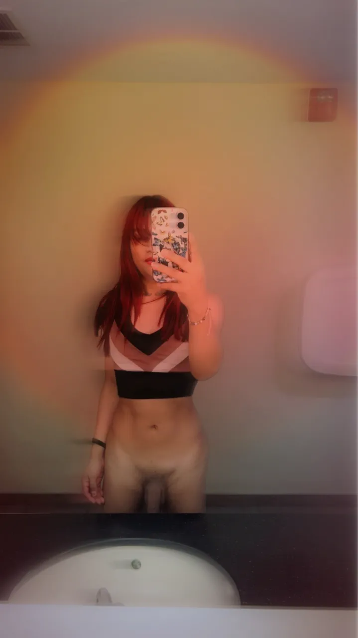 Escorts Louisville, Kentucky Chomely