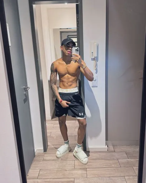 Escorts Amsterdam, Netherlands Addamms